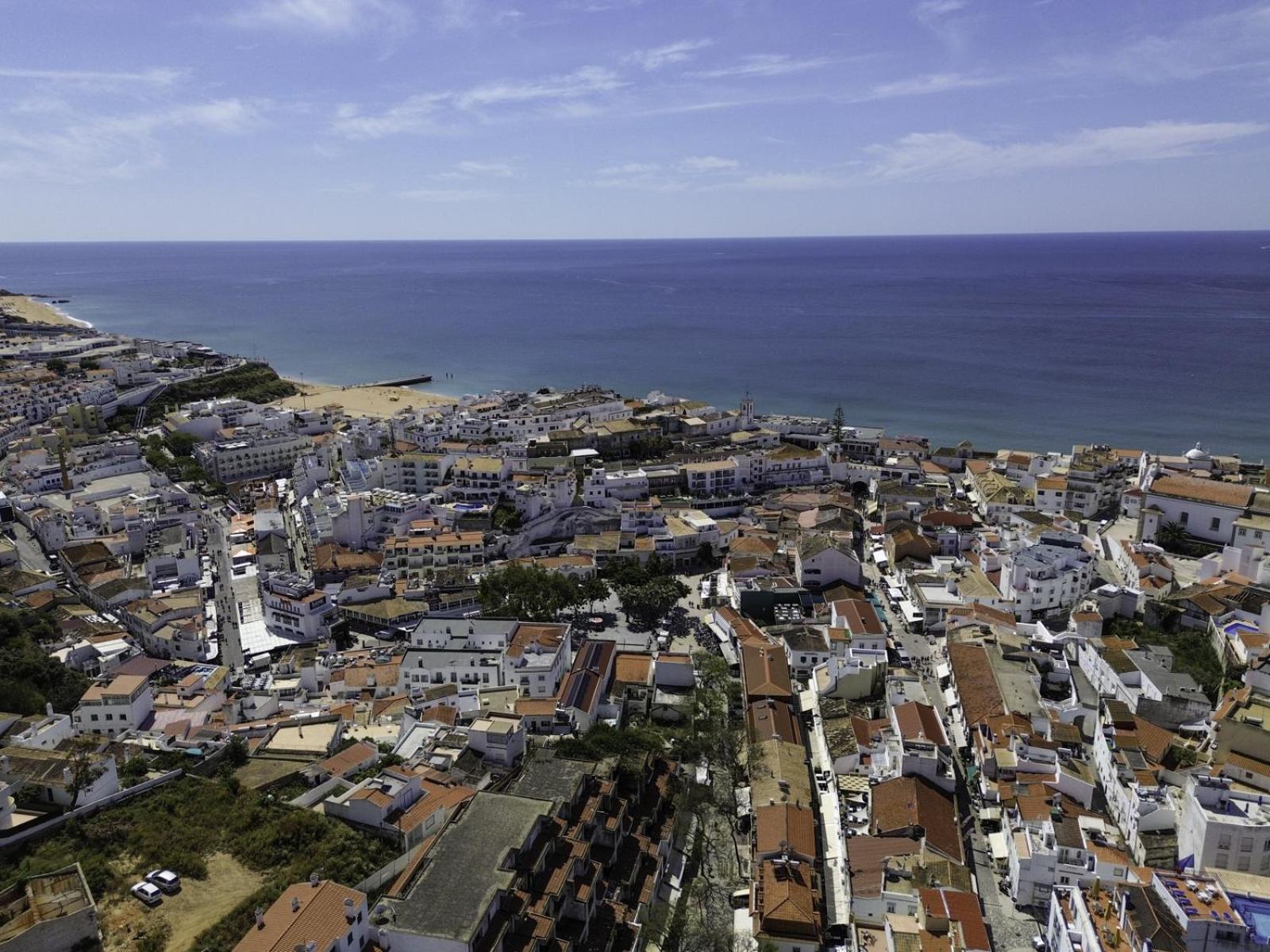 By Ocvillas Albufeira