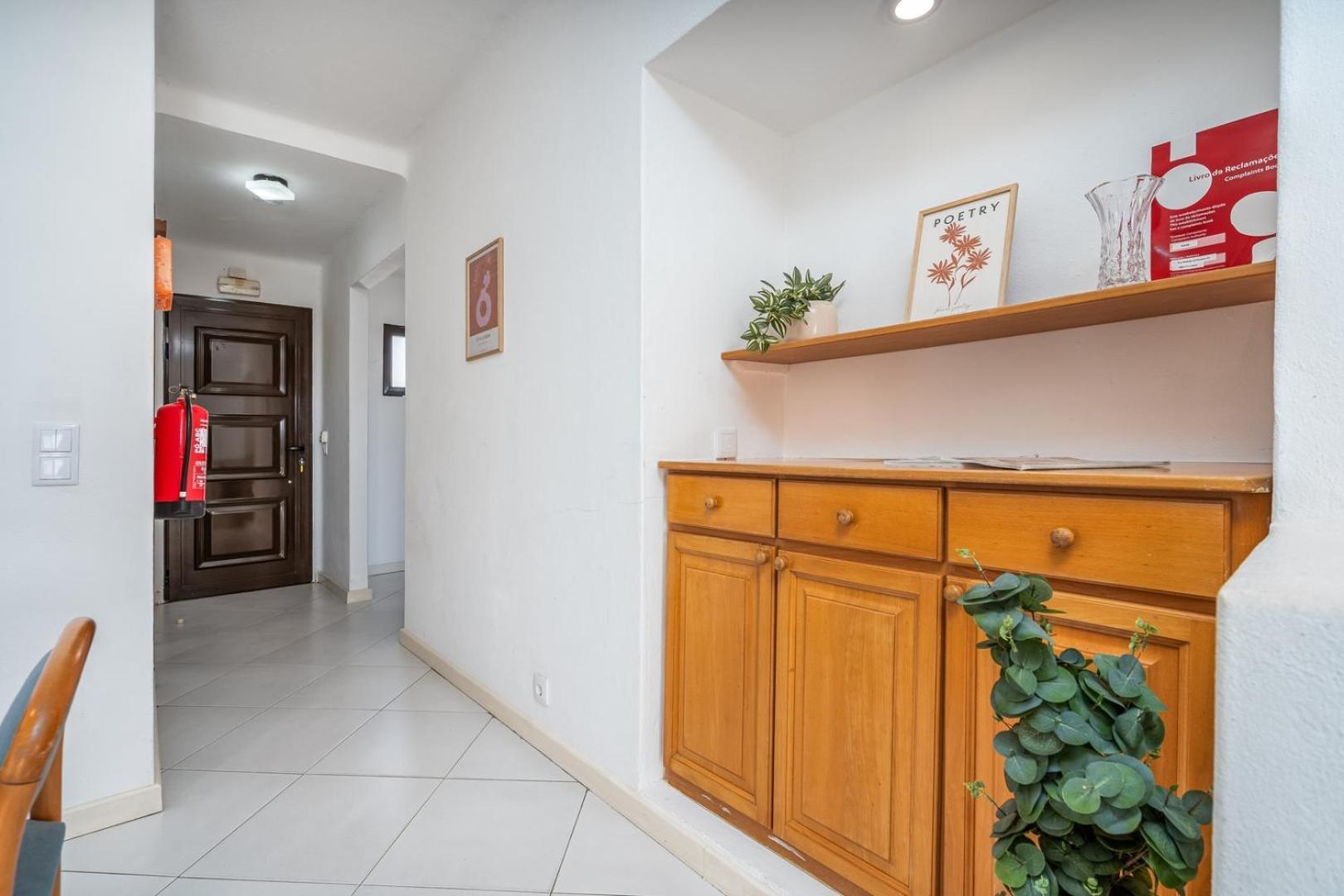 Hostwise - Sunny Flat With A Balcony & Pool Apartamento *
