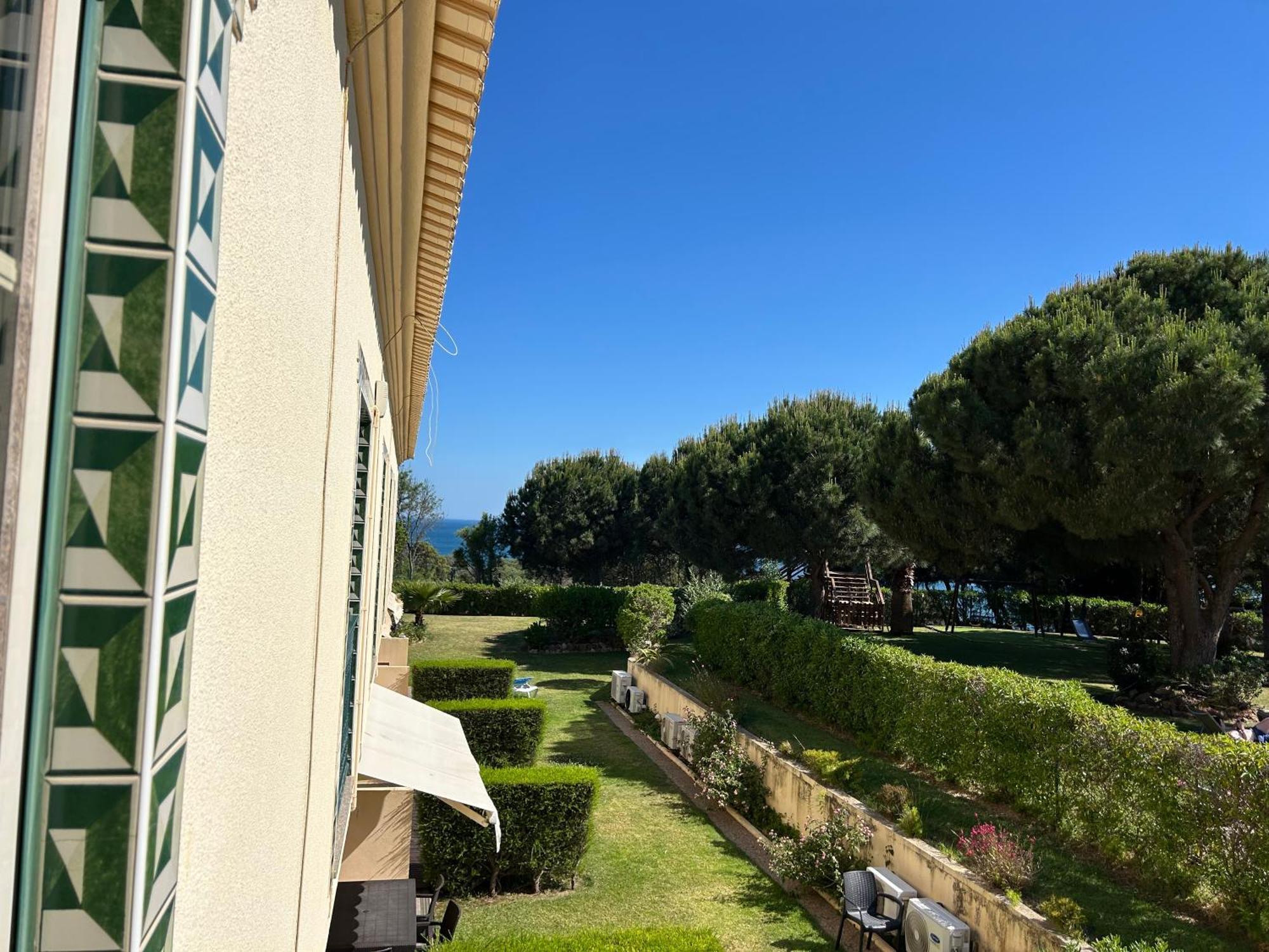 Moradia V2 Quinta Pedra Dos Bicos -praia Da Oura - Apartamento *