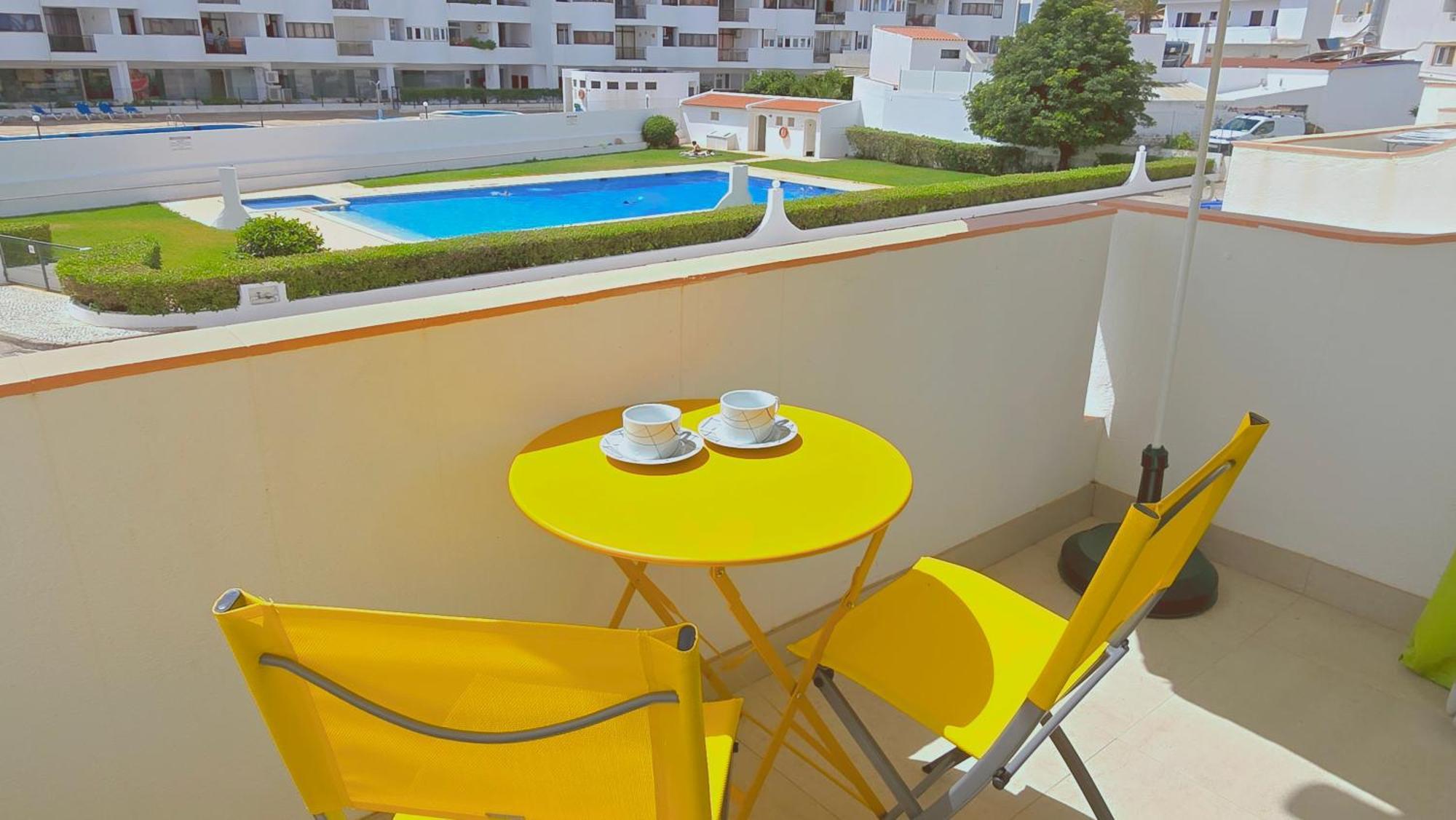 Apartment Eulalia With Pool And 5 Minutes From The Albufeira