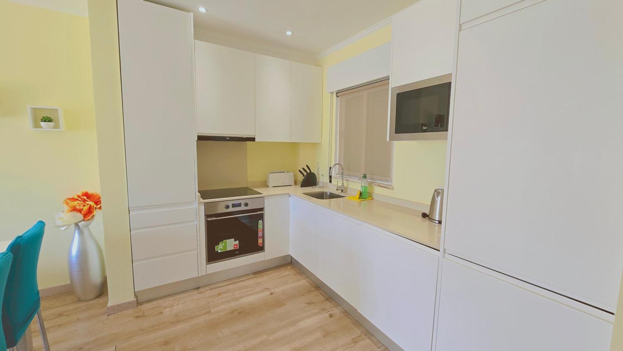 Eulalia With Pool And 5 Minutes From The Apartment