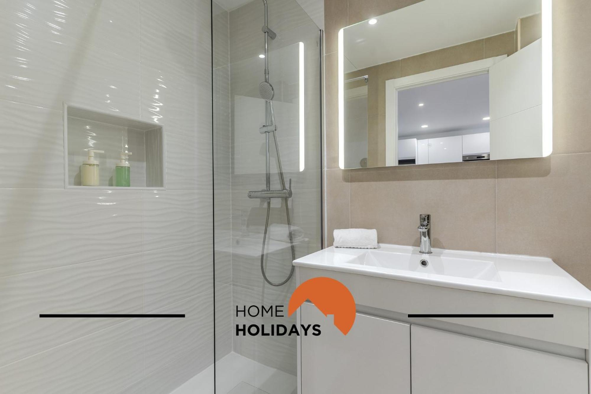 #170 Pateo Flat By Holidays Holiday home *
