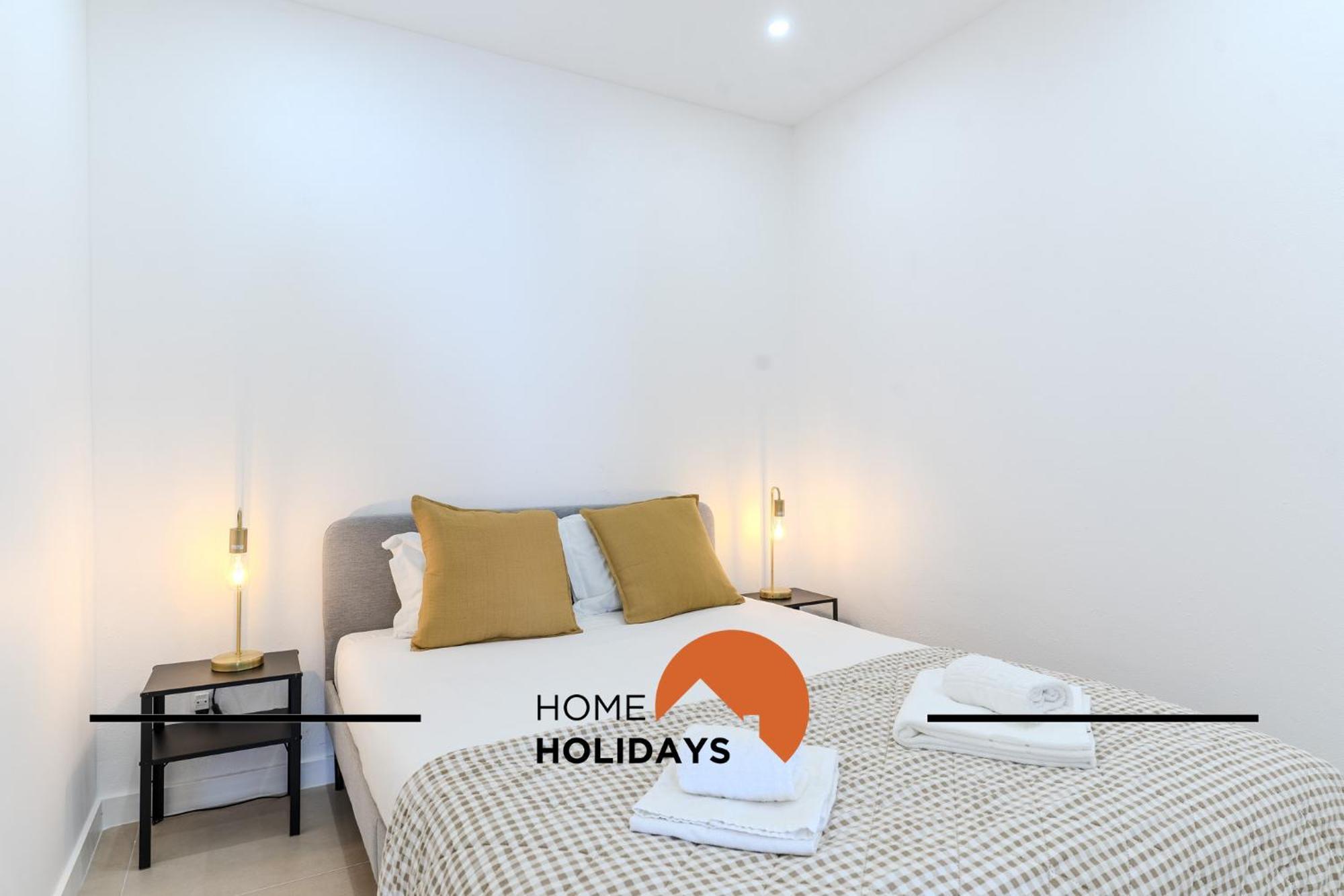 #170 Pateo Flat By Holidays Holiday home *