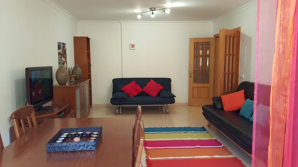 - T2 Old Town - 200m Apartment
