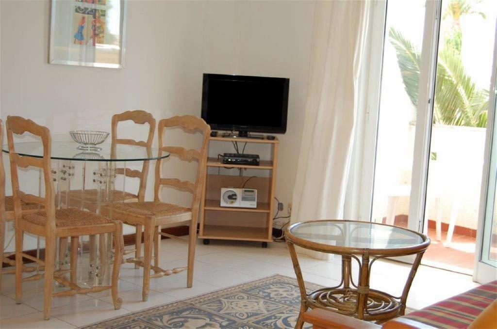 Apartamento Edificio Oura Apartamento
