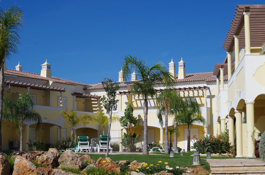 @ Poolside Appartement Albufeira