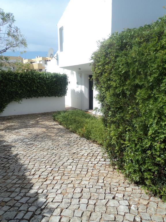 Casa Julio Dinis 12
