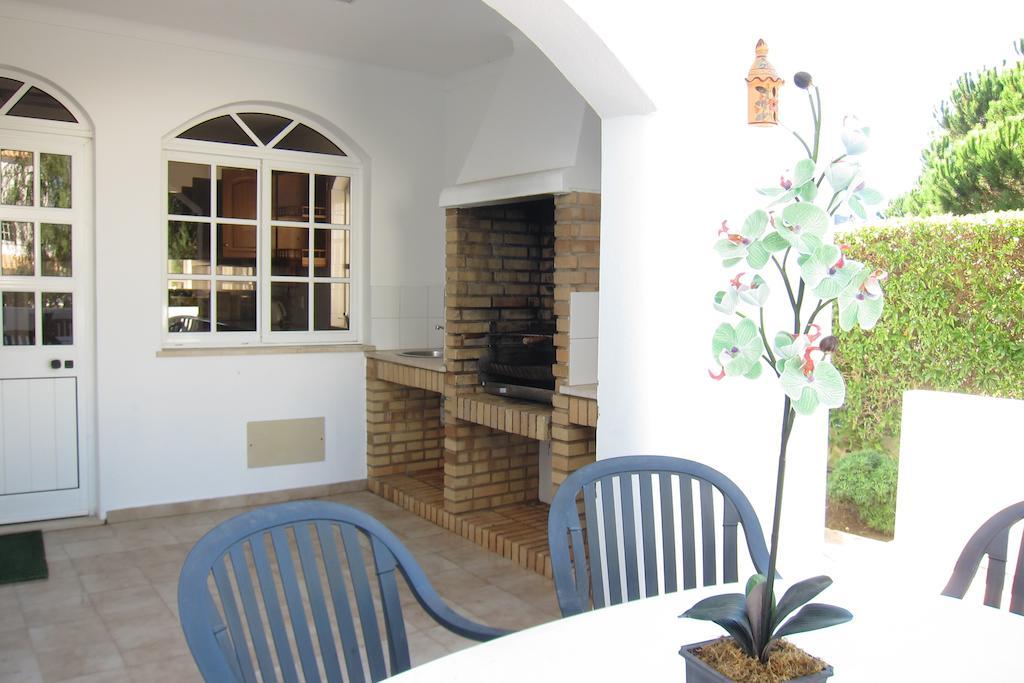 Villa 6 Bedroom Private Tenazinha I, With Private Pool Albufeira