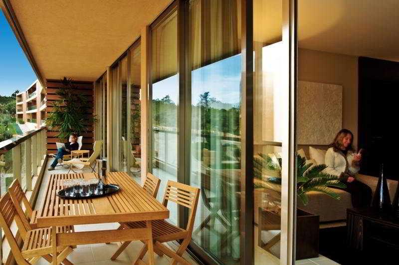 Nau Salgados Lagoas Aparthotel 4*