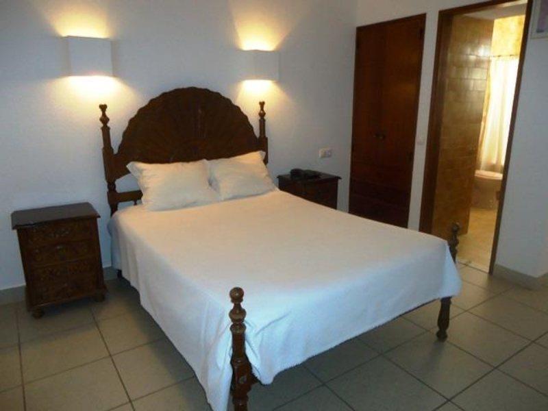Torre Velha Al Guest house Albufeira