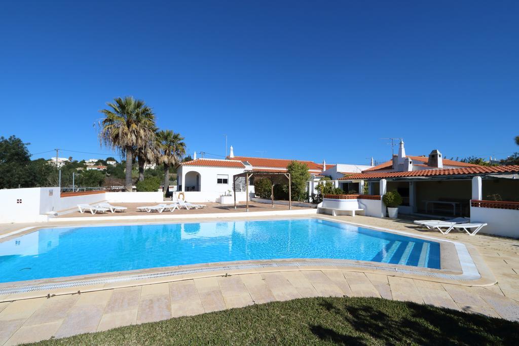 Quinta Da Alfarrobeira - Vale Parra - Guia Albufeira