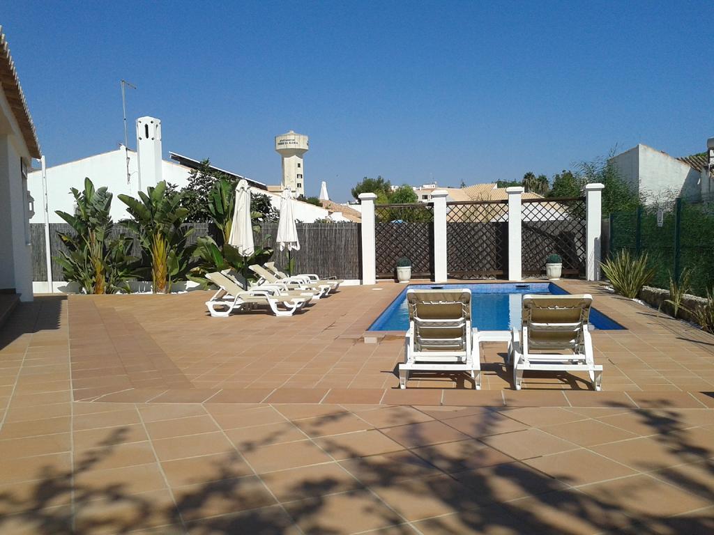 Campo de férias Oura Beach