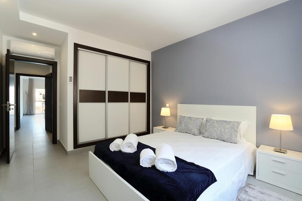 Original 3 Bedroom Downtown Appartement Albufeira