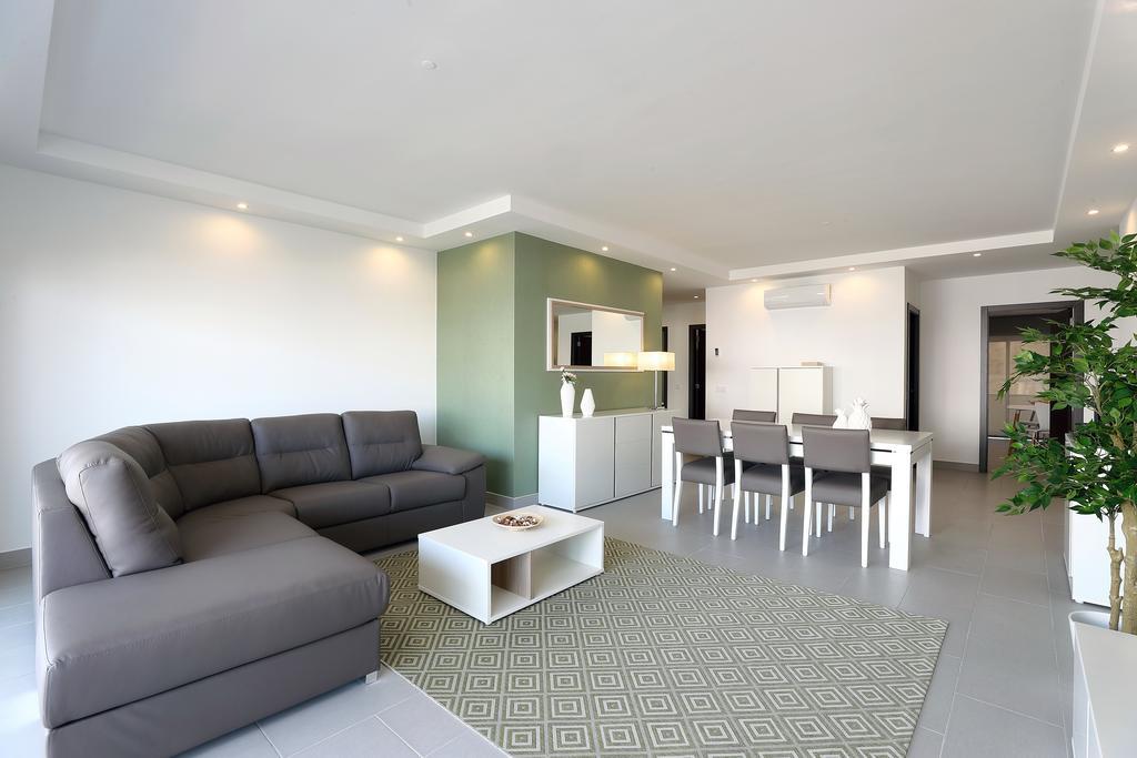 Original 3 Bedroom Downtown * Albufeira