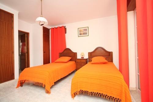 V4 Com Piscina Privada A 400 Metros Da Holiday home *