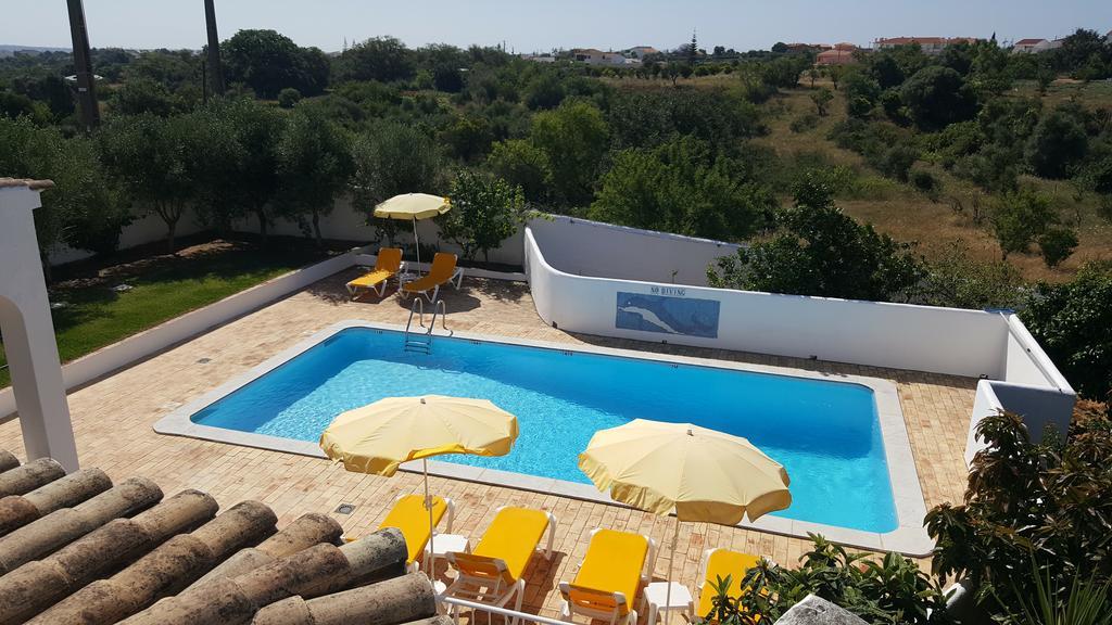 V3 Com Piscina Privada