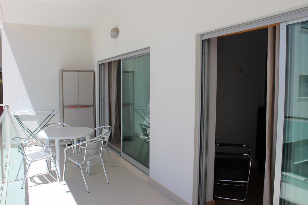 Modern 1 Bedrom Apartment