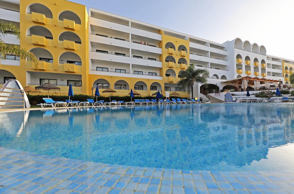 Alagoamar Aparthotel 4*