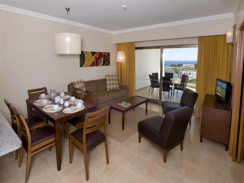 Alfagar Aparthotel 4*
