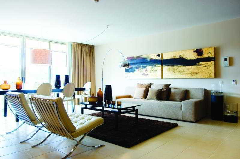 Nau Salgados Lagoas Aparthotel 4*