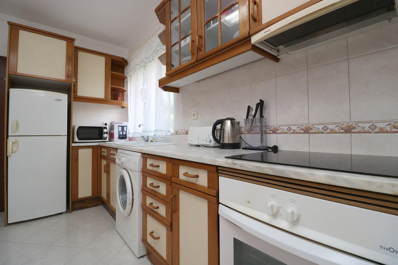 Villa Goncalves *
