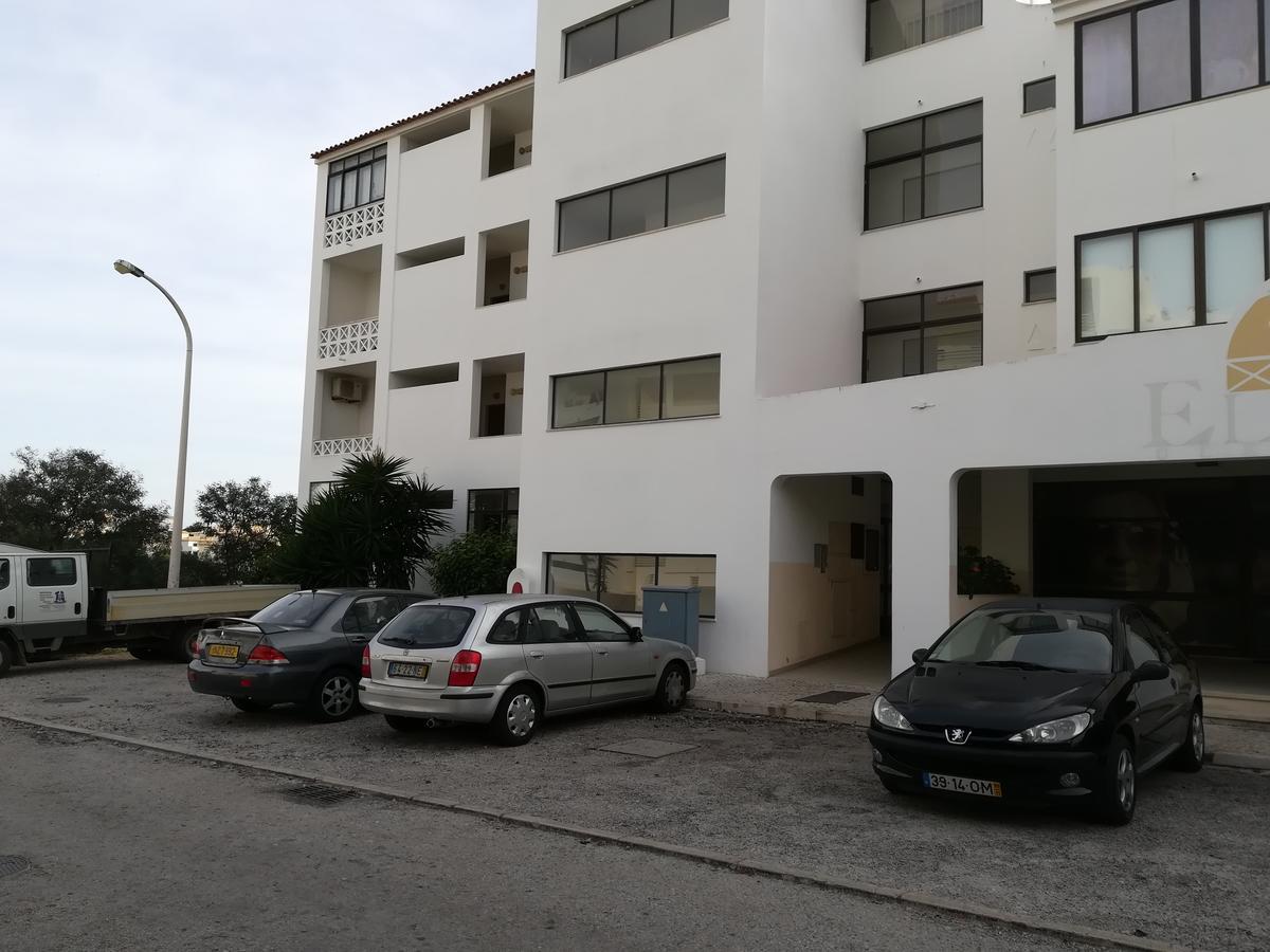 - Elimar 1 T1 Apartamento *