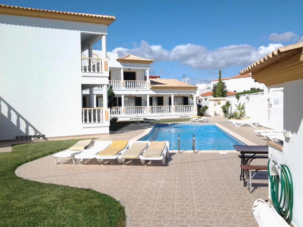 Aparthotel Solar Veiguinha 3*
