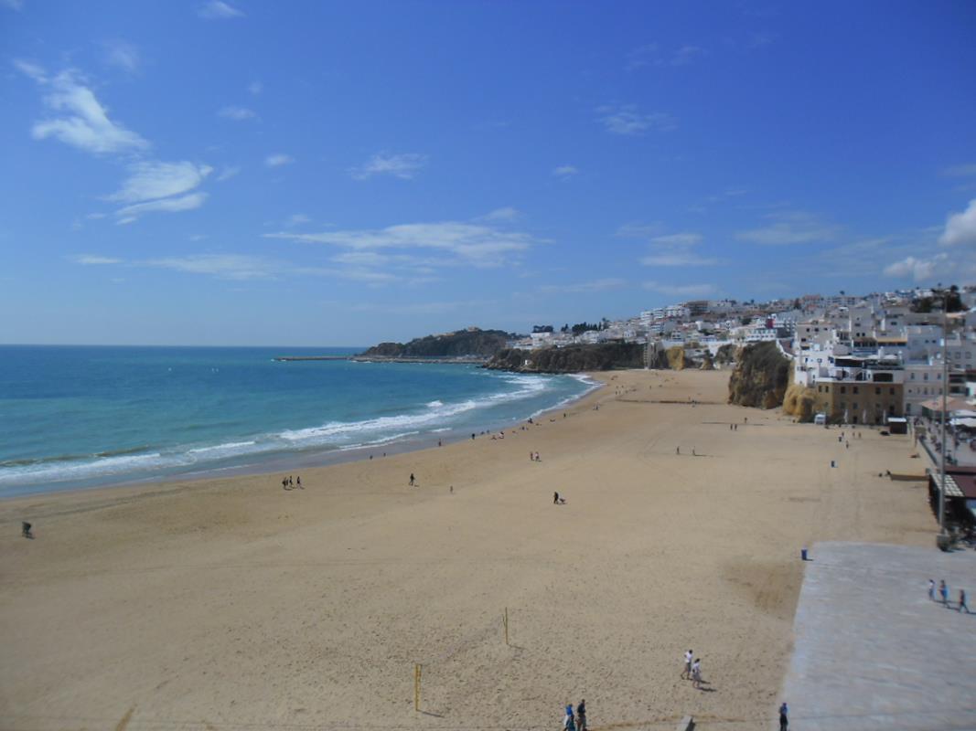 Albufeira, Cerro Branco Apartamento *