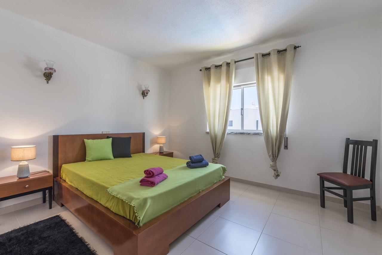 Villa Mar With Private Pool Albufeira