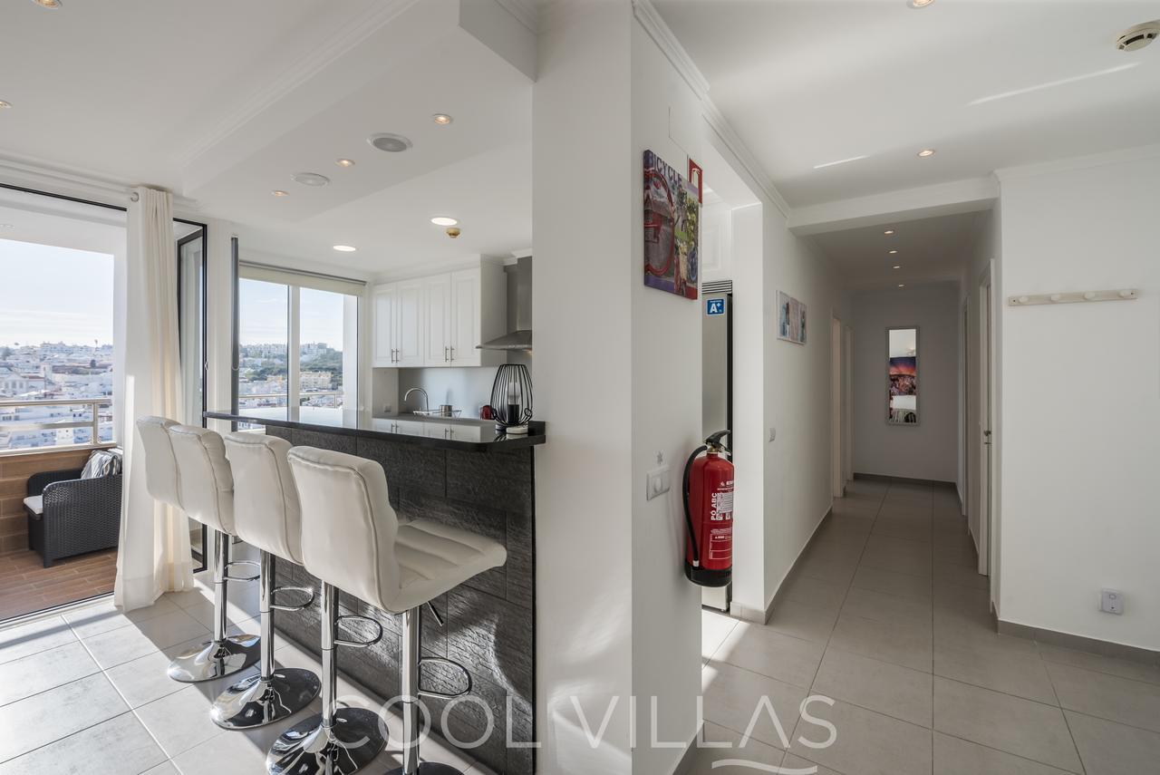 Apartment Sea Gem - Beachfront And City Center *