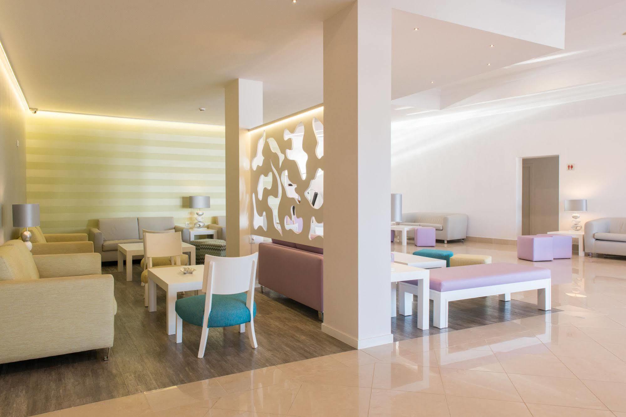 Aparthotel 3hb Clube Humbria