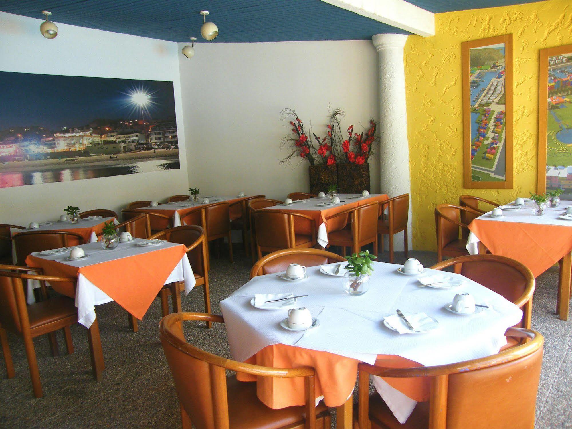 Solar De Sao Joao Aparthotel 3*