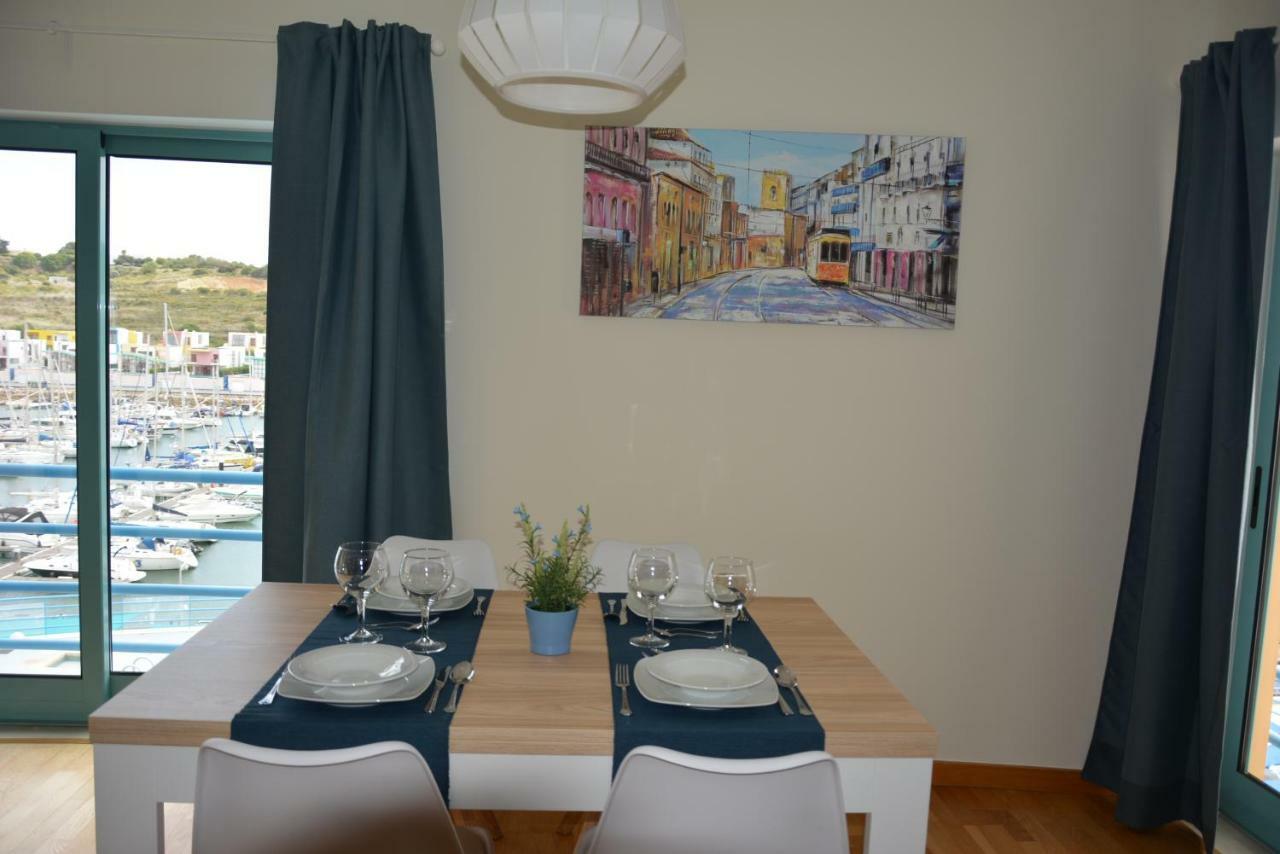 Stunning With Marina Views *