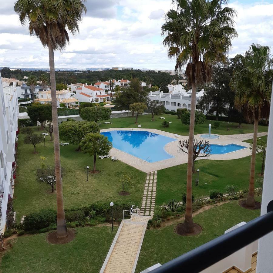 Apartment Jeannie's Oura Estrela *