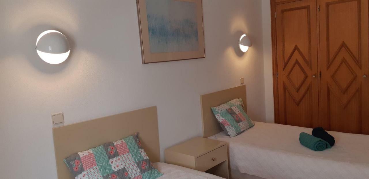 Jeannie's Oura Estrela * Albufeira