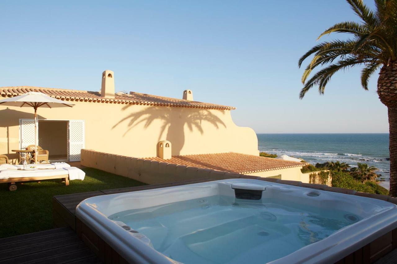 Vila Joya Resort