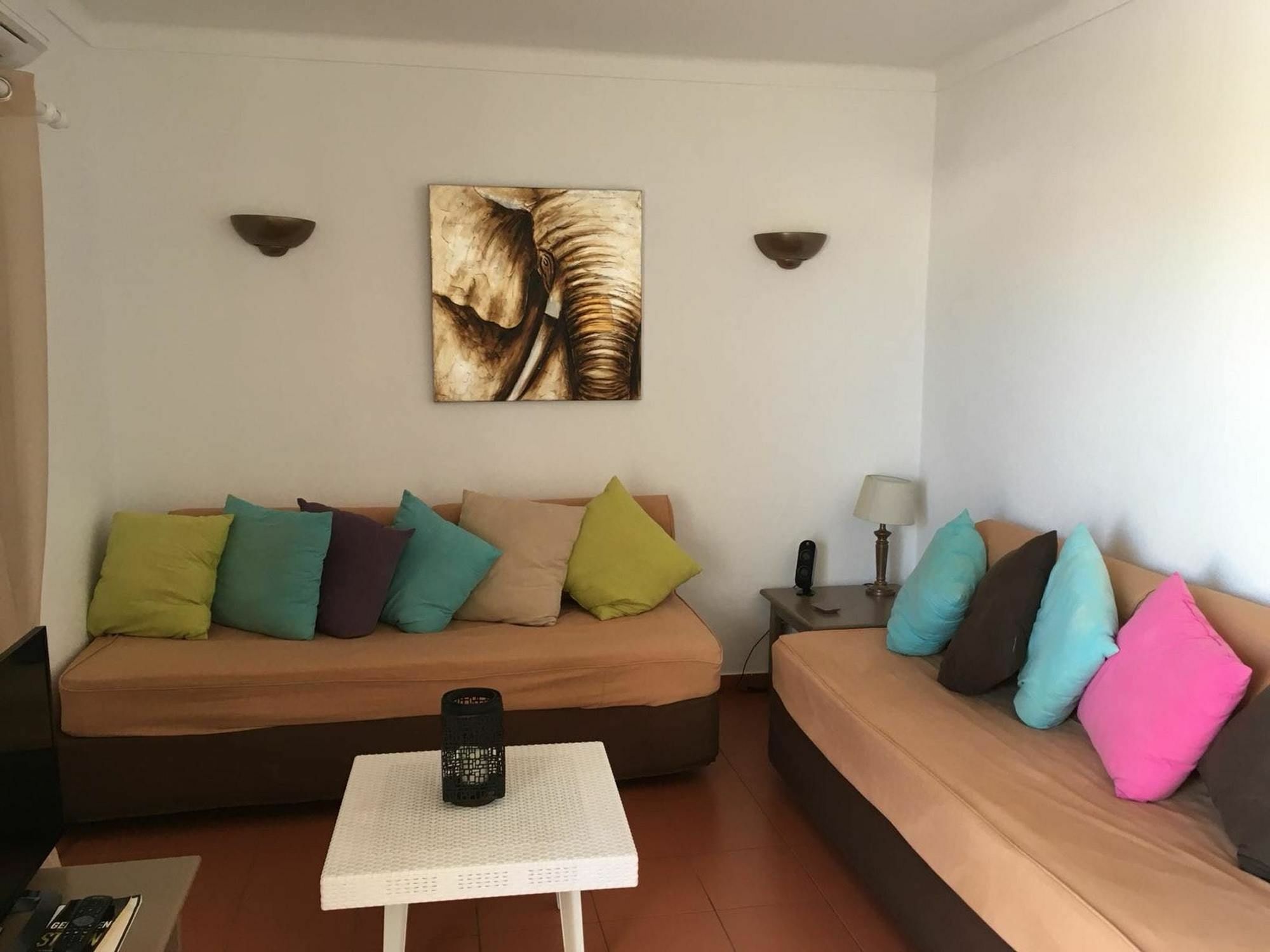 With One Bedroom In Albufeira, With Pool Access And Furnishe Albufeira