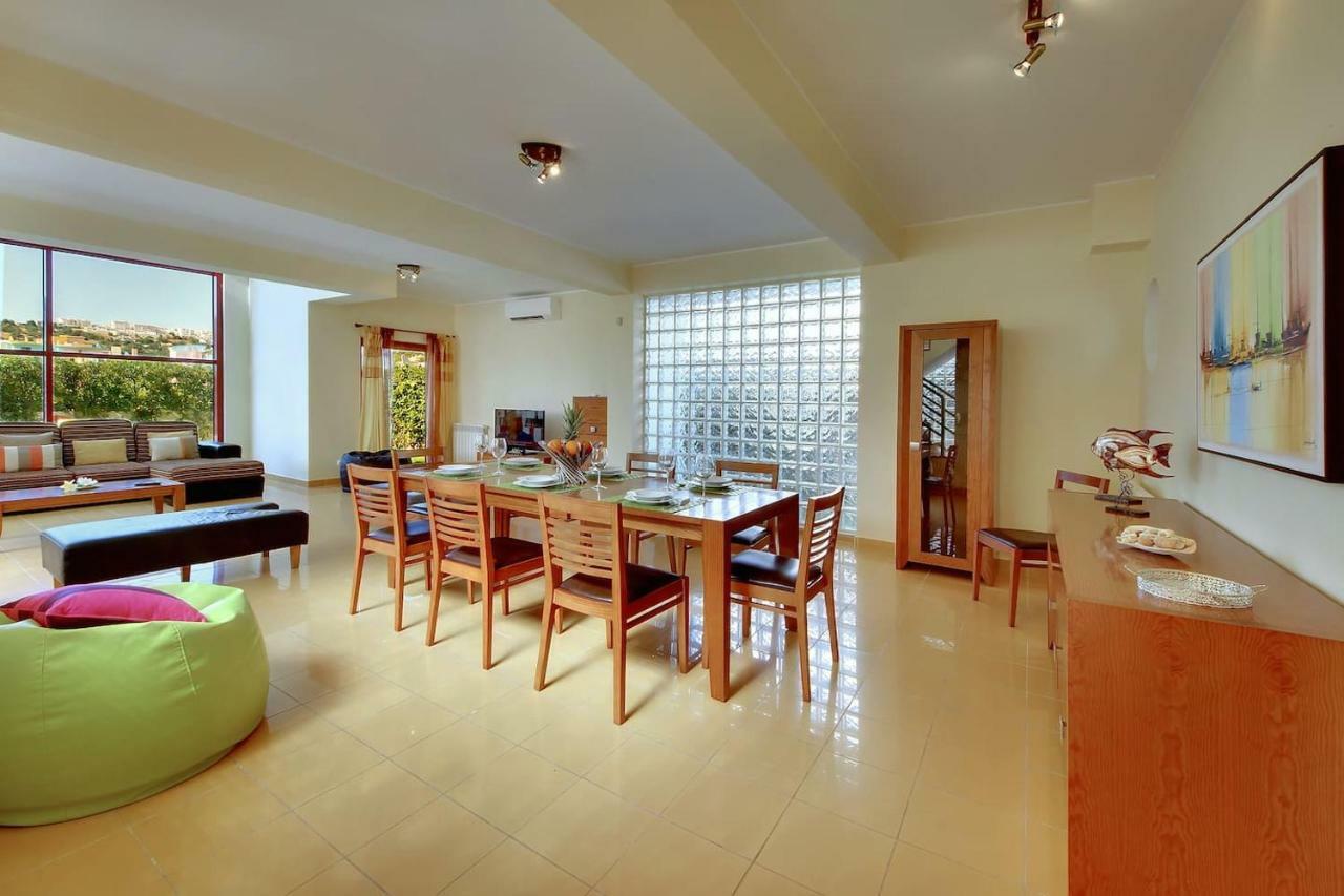 Marina Villa *