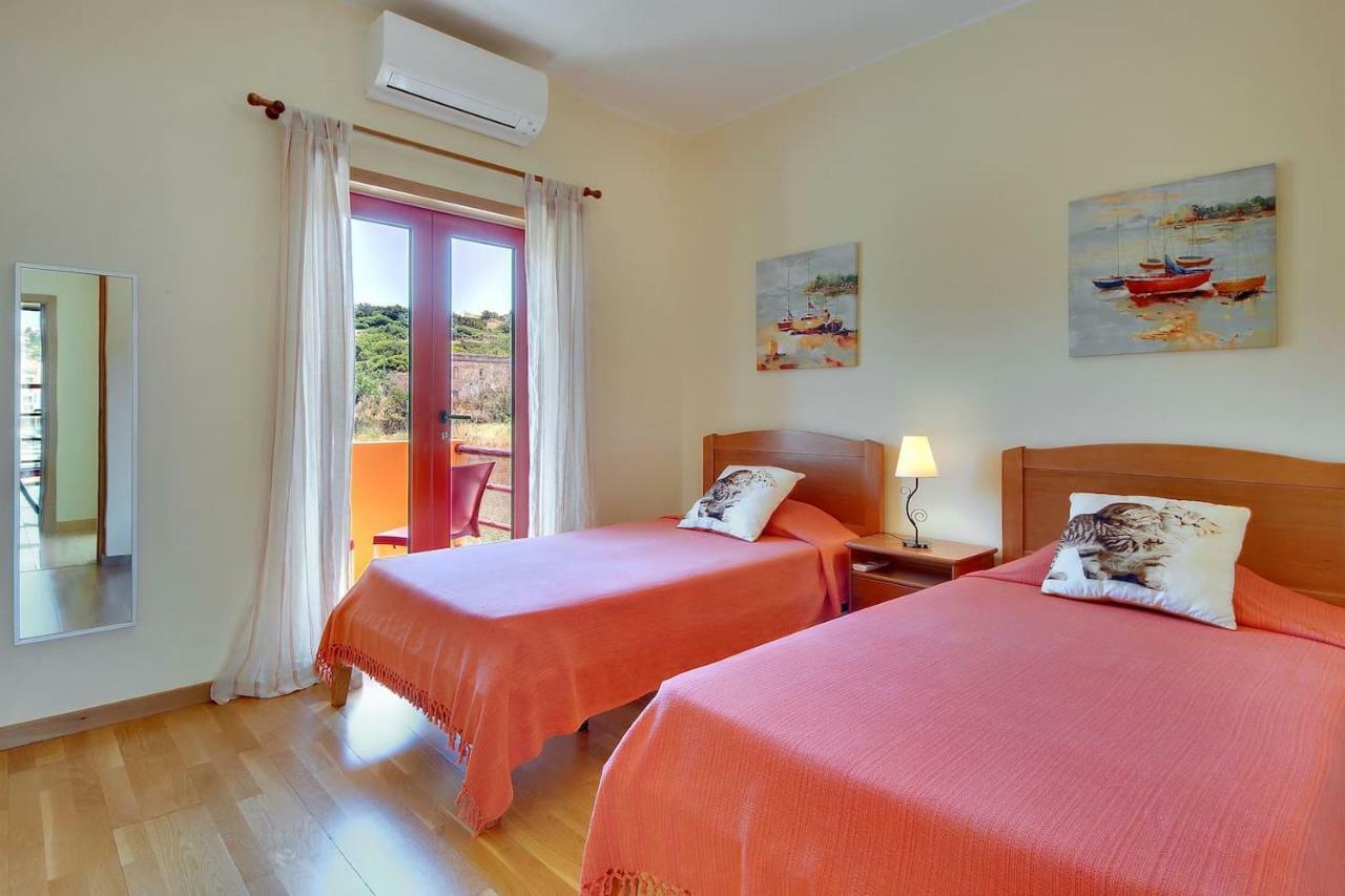 Marina Villa *