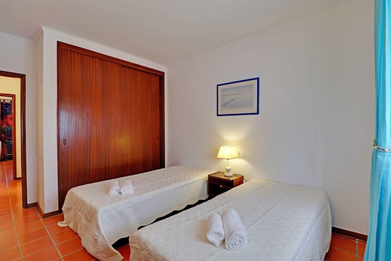 Typical With Pool By Homing Apartment *