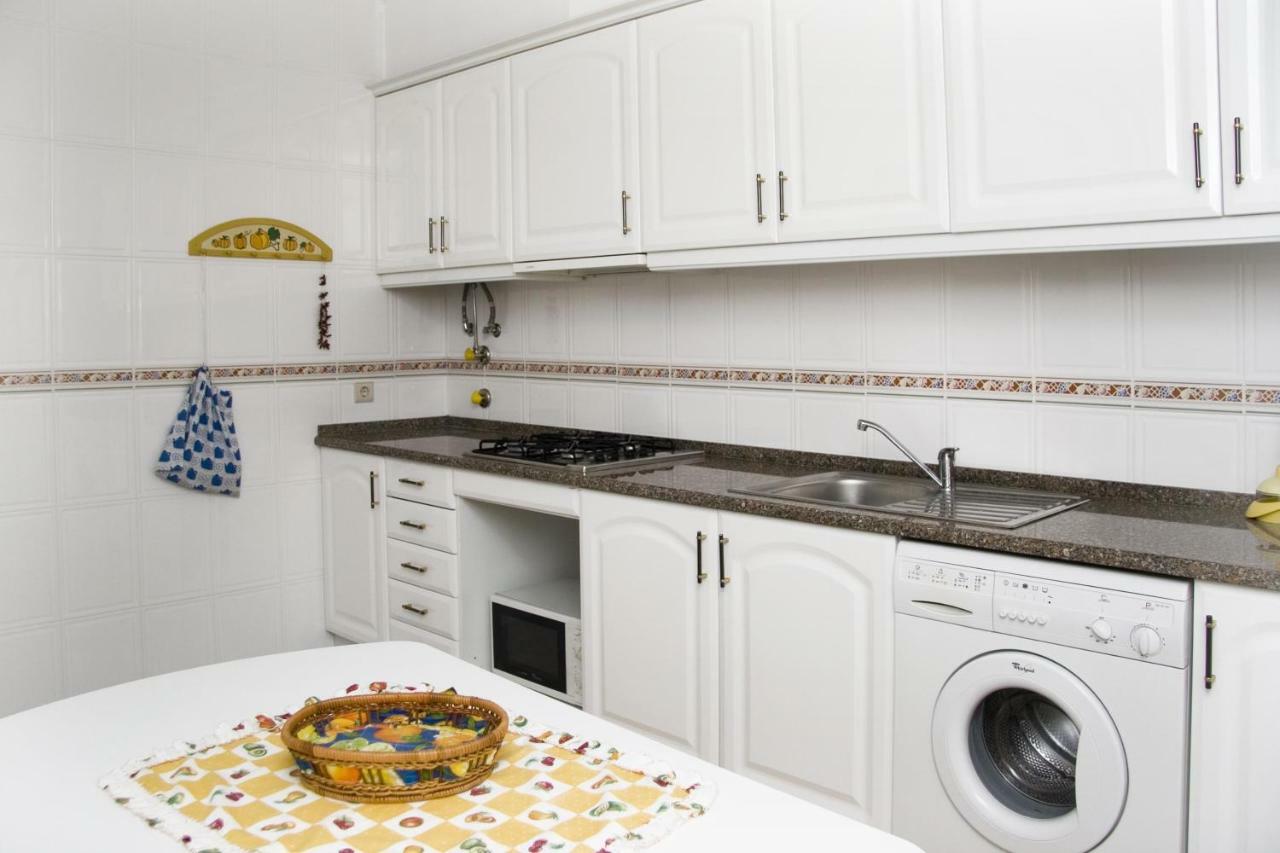 Os A Ramos Na Da Gale Estao Inserido Em Com Piscina, Fica Apenas A 350 Metros Da Da Gale - Com Ar Condicionado Tanto Nos Quartos Na Sala, Smart Tv Com Prime Video E Cozinha Completa