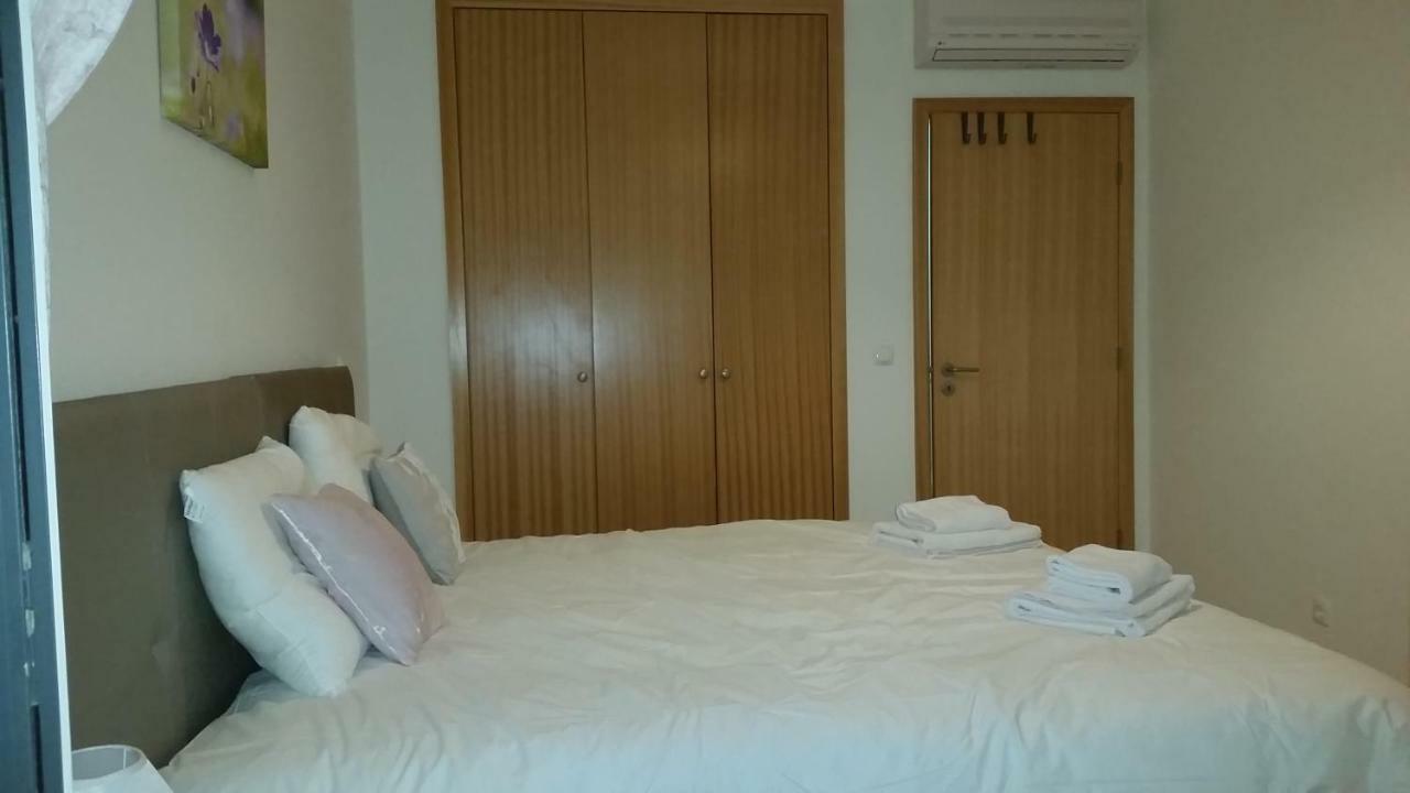 Vista Ondas Olhos De Agua Apartment *