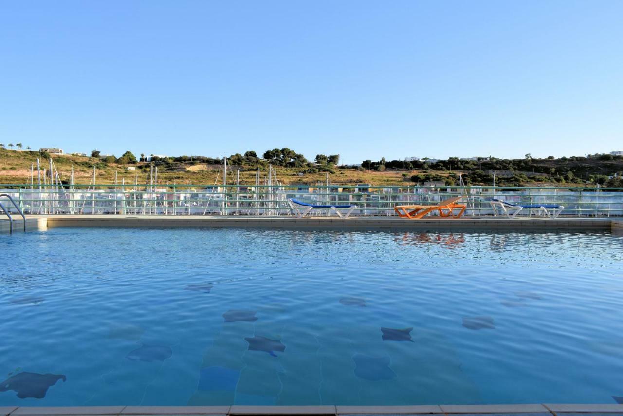 Marina Pearl View