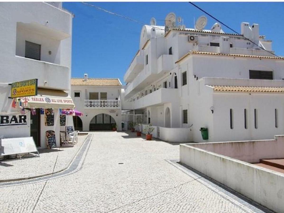 Oura T1 200m Apartment Albufeira