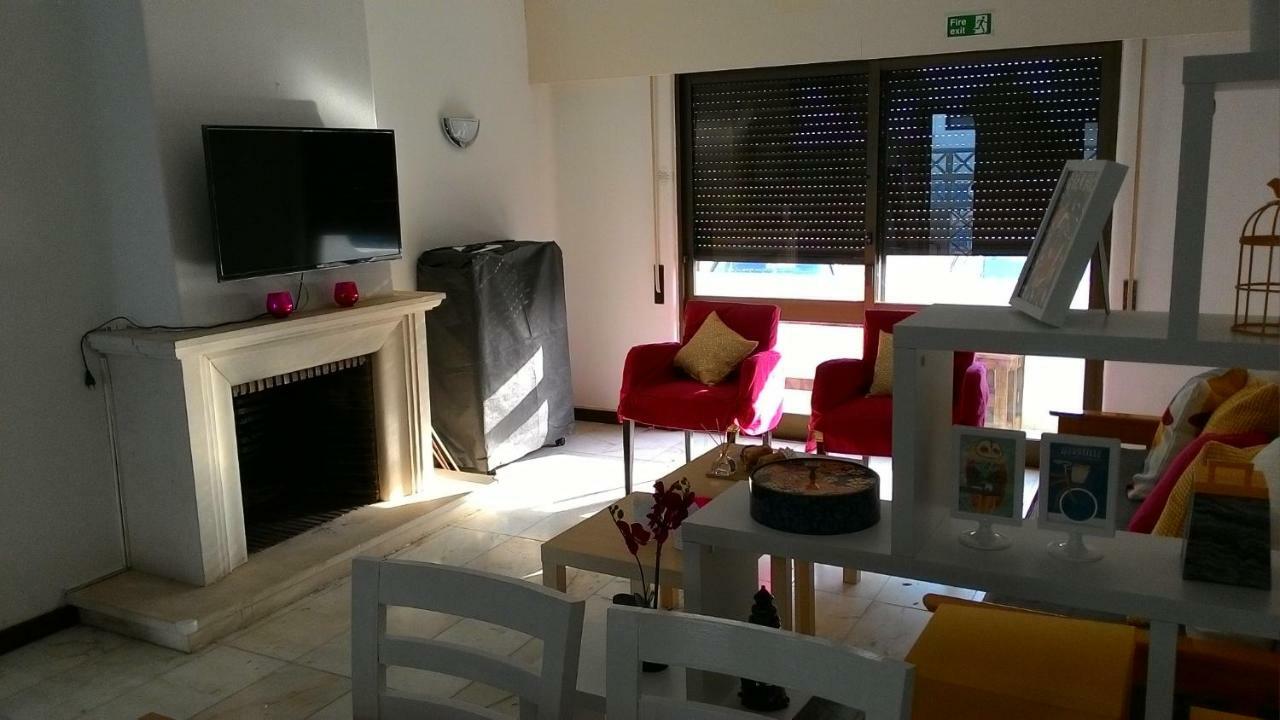Oura T1 200m Apartment Albufeira