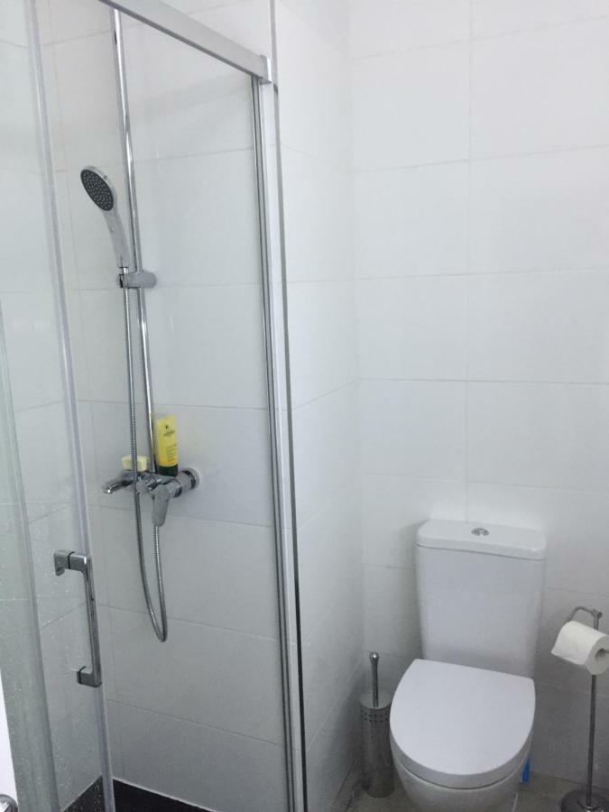 Charmosous Flat *