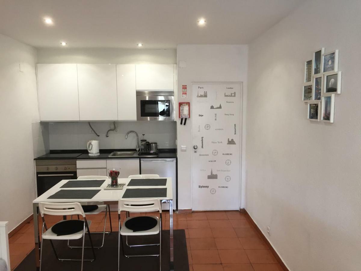 Apartment Charmosous Flat *