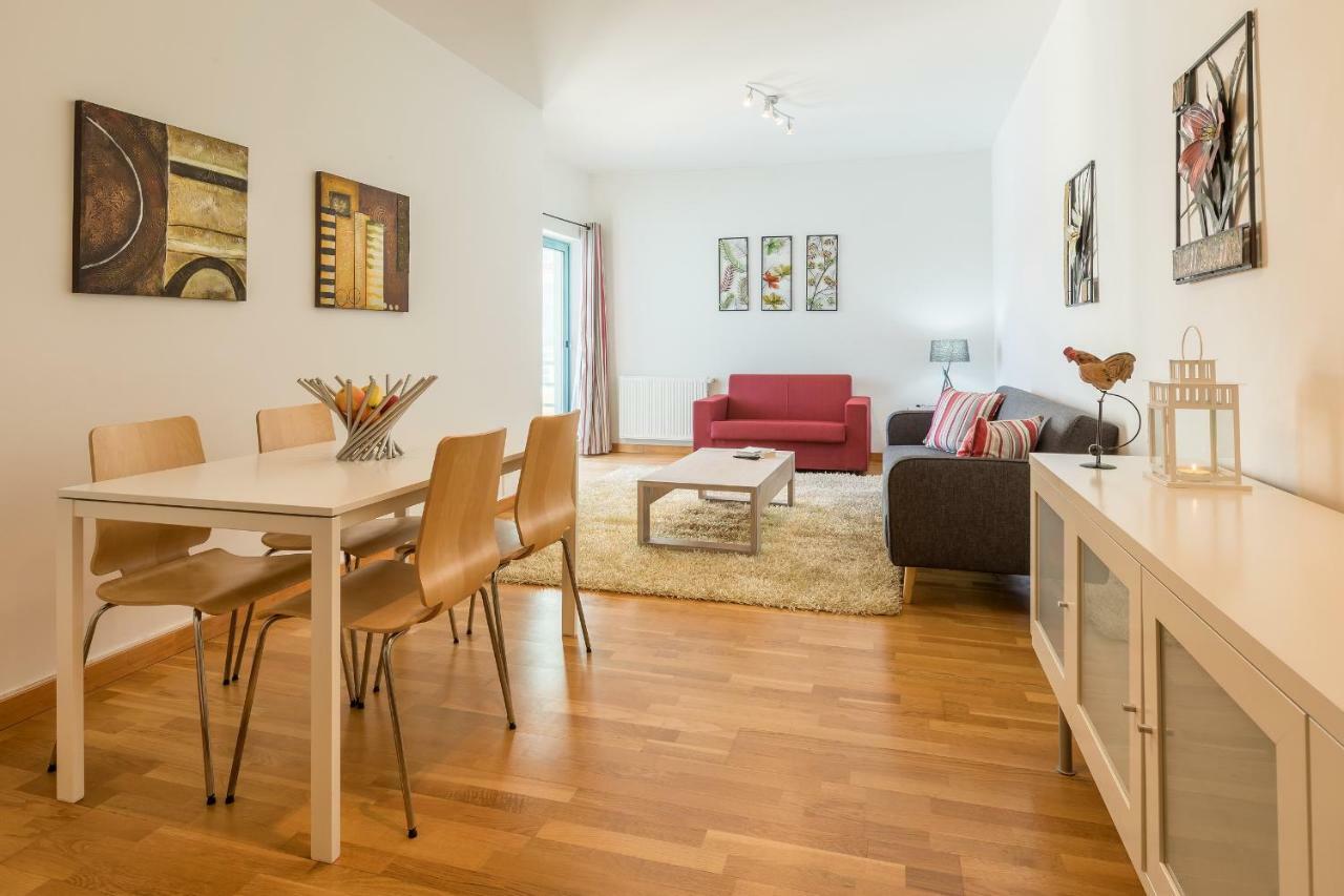 Marina View Apartment