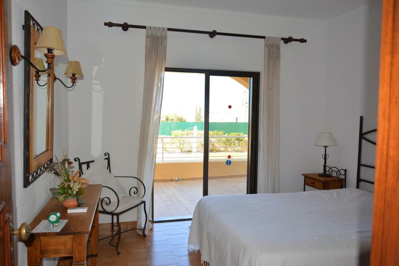 Paraiso - 4 Bedrooms And Pool Villa Albufeira