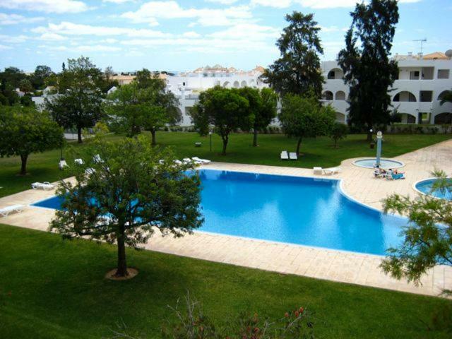 Oura Estrela Apartment